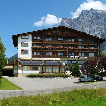 Hotel Feneberg Ehrwald Exterior foto